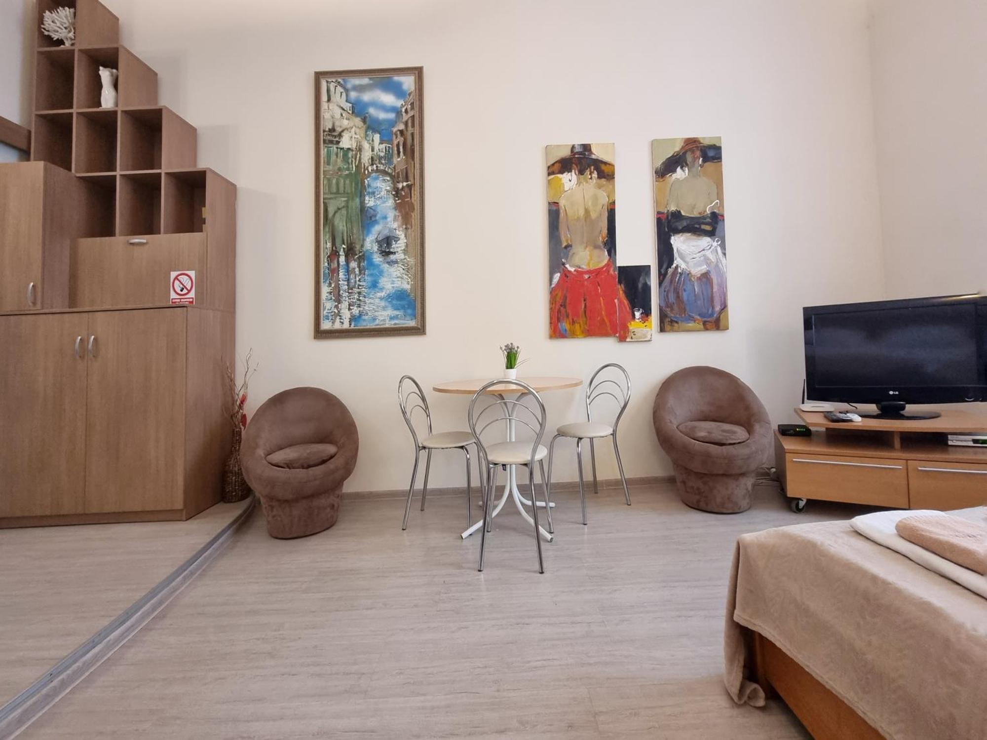 קייב Home-Hotel Apartments On Maidan Nezalezhnosti Square מראה חיצוני תמונה